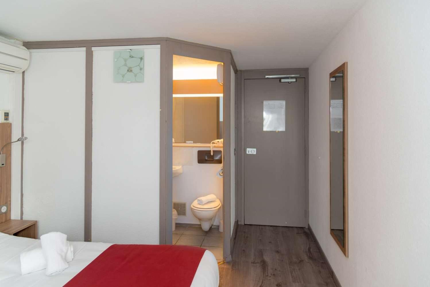 Brit Hotel Plaisance A9/A61 Narbonne Eksteriør billede