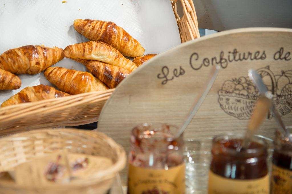 Brit Hotel Plaisance A9/A61 Narbonne Restaurant billede
